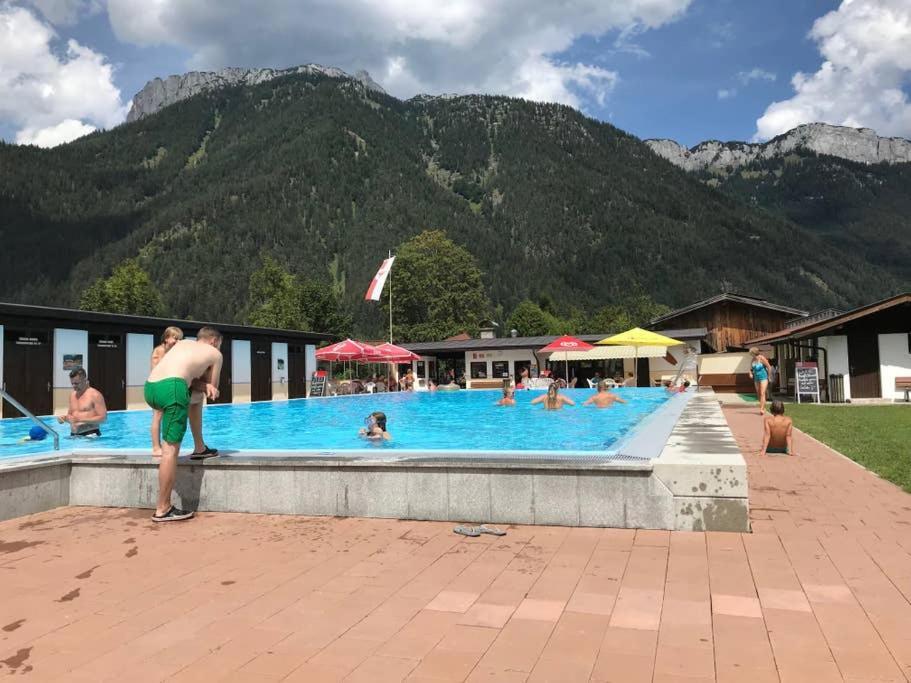 Grubhof Castle Flat For Families Διαμέρισμα Sankt Martin bei Lofer Εξωτερικό φωτογραφία